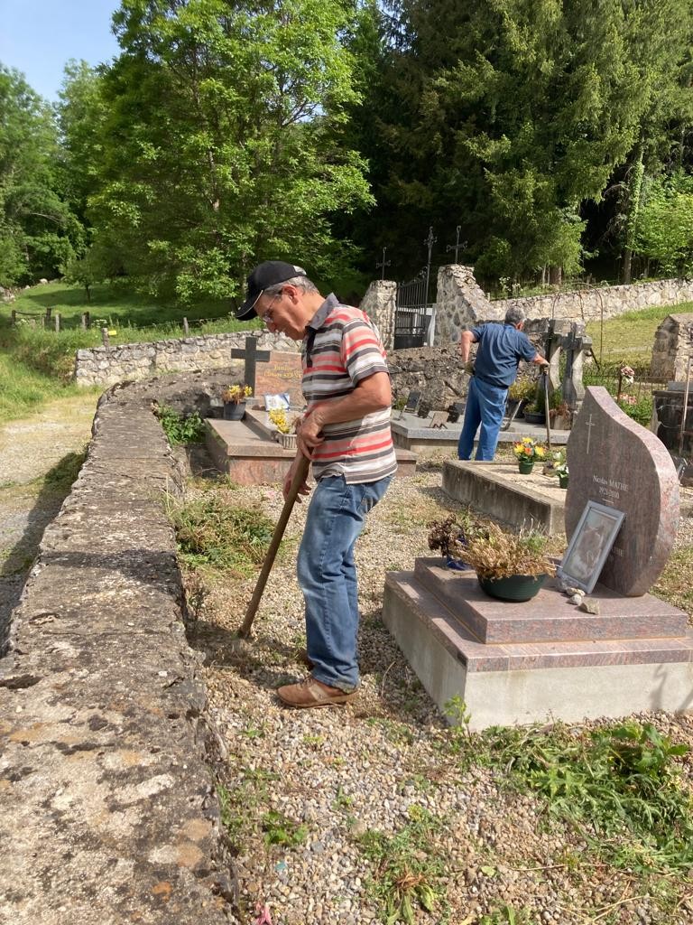 Entretien du village 22 mai 2022