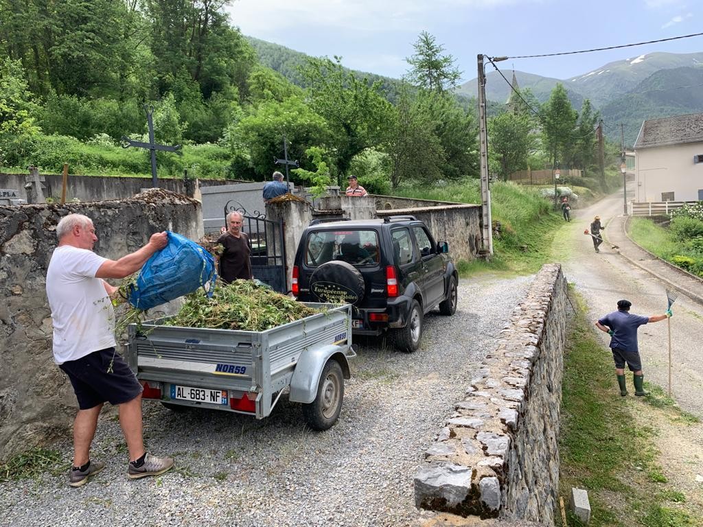 Entretien du village 22 mai 2022